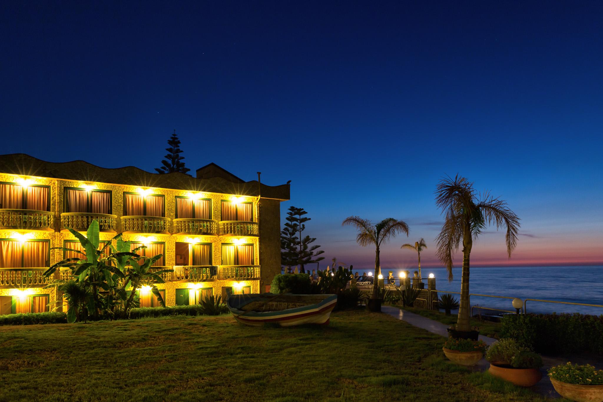 Hotel La Playa Blanca Santo Stefano di Camastra Exterior foto